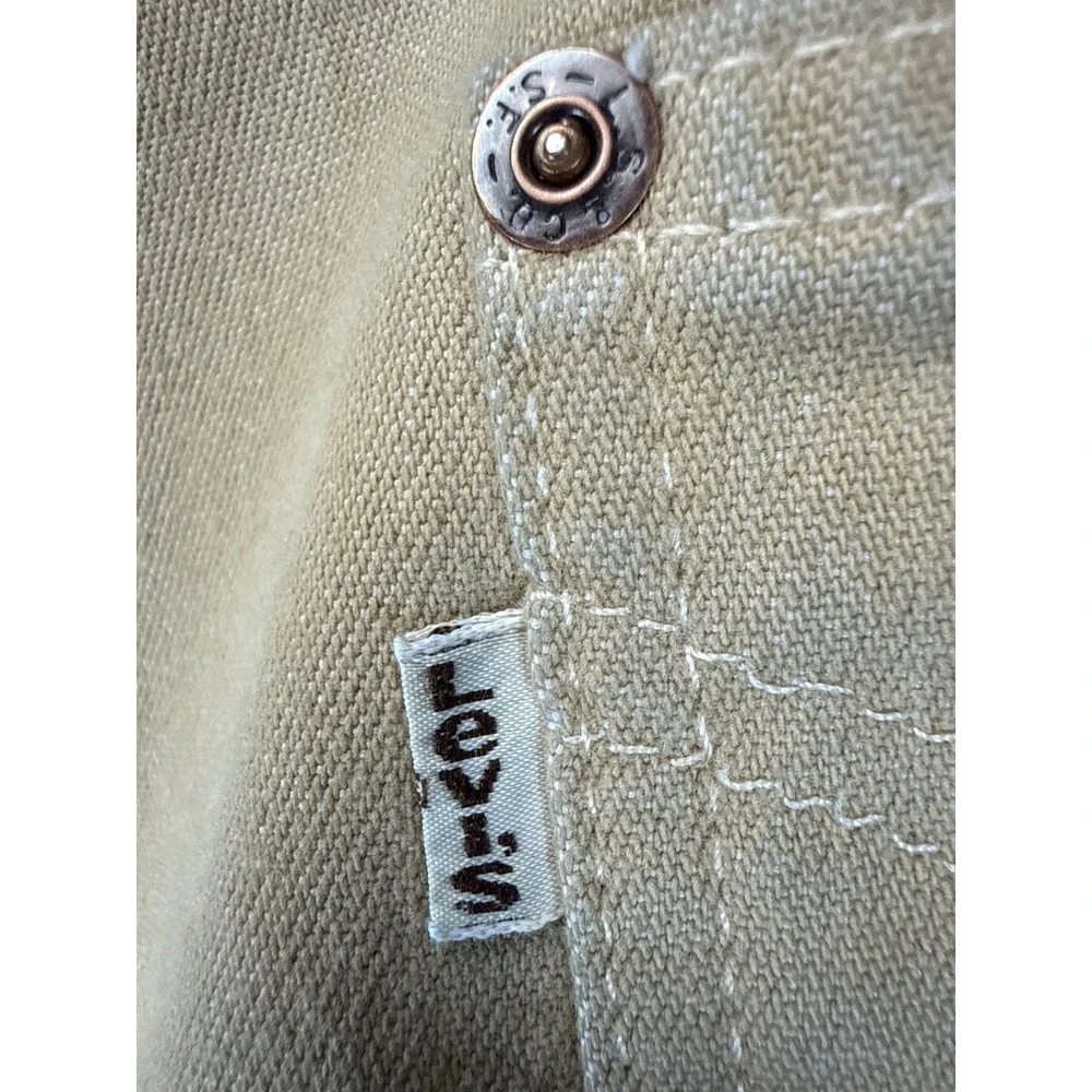 Levis tone pants
